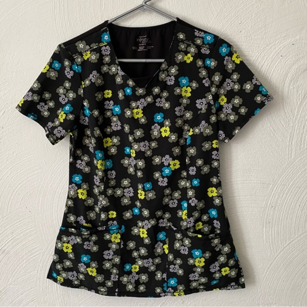 Cherokee Scrub Top Women’s Size S‎